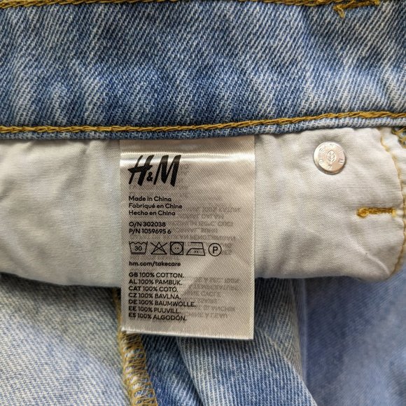 H&M Zipper Jeans size: 0 - Picture 6 of 6